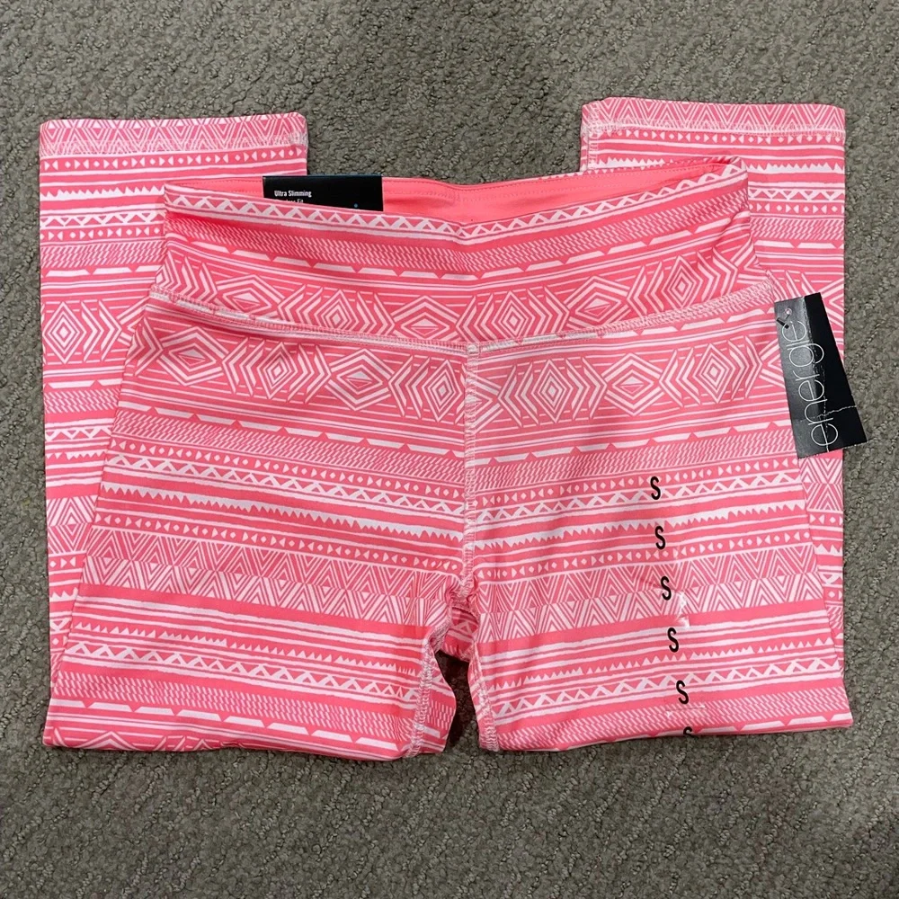 Energie Women’s Crop Leggings - Small - Picture 5 of 7